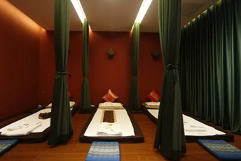 深圳光明区泰式按摩的被动瑜伽：当身体被折叠成诗